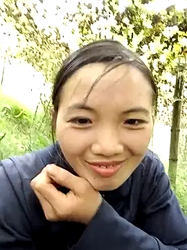 ngan-cute online show from 09/24/25, 09:23