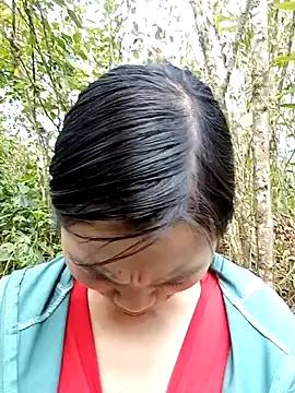 ngan-cute online show from 12/03/25, 01:46