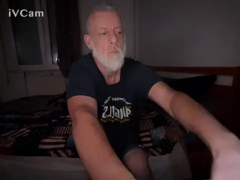 Snapshot of Pigna16PSRN chatting on 02/26/26, 04:44 Pigna16PSRN online show from 02/26/26, 04:44