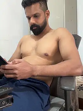 Vineeth3906 online show from 03/19/26, 08:51