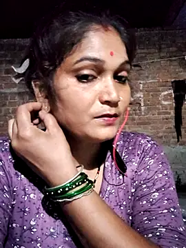 Kavya hot online show from 09/24/25, 02:53