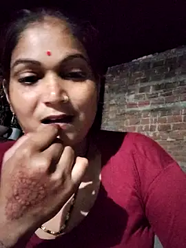 Kavya hot online show from 10/12/25, 03:22