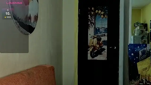 SkyHelen online show from 05/14/26, 06:42