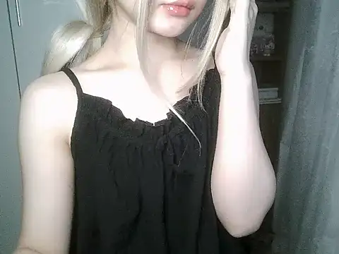 Annabelle-e online show from 03/12/26, 10:05