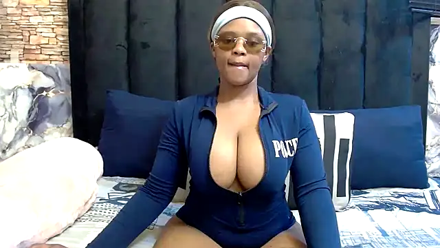 SexyBaddieXXX online show from 08/09/26, 06:35
