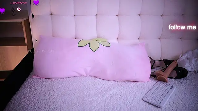 Pussylovekate online show from 03/21/26, 08:19