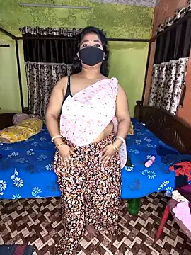 Smile-quien online show from 09/19/25, 04:25