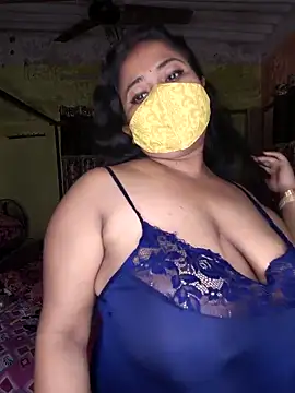 Smile-quien online show from 03/23/26, 05:28