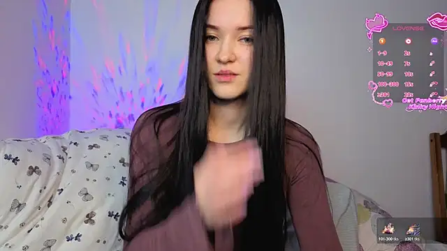 Veliora online show from 12/15/25, 05:39