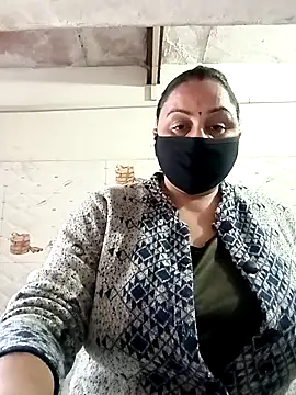 Rakhi sawant143 online show from 12/14/25, 02:17