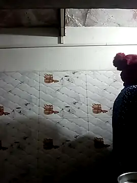 Rakhi sawant143 online show from 01/07/26, 02:47