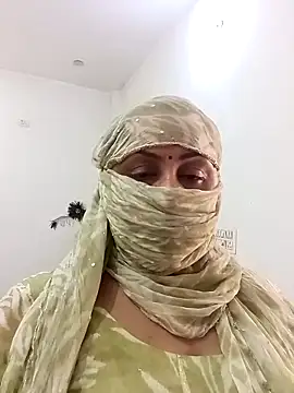 Rakhi sawant143 online show from 03/25/26, 07:58