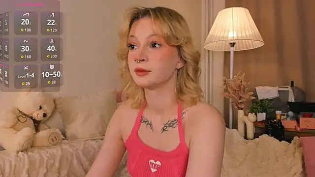 EfieFrye online show from 10/23/25, 03:33