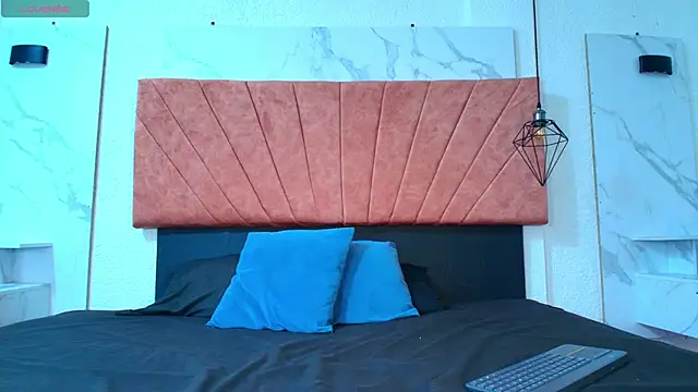 novaa snow online show from 10/15/25, 08:09