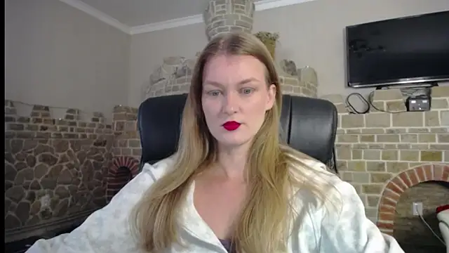 MysticVenus  online show from 09/28/25, 01:05