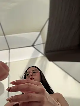 Juanita-Diaz online show from 10/25/25, 08:25