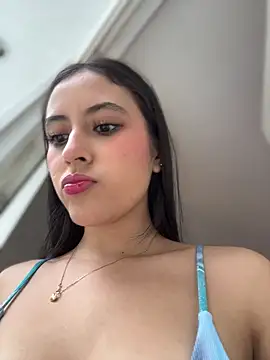 Juanita-Diaz online show from 04/05/26, 08:39