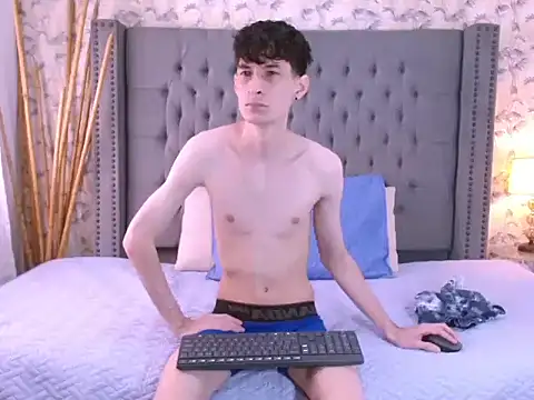 Luke Carter online show from 09/12/25, 01:00