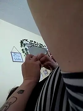 denissebombon online show from 04/24/26, 10:56