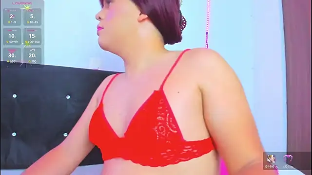 Danaa moore  online show from 05/23/26, 10:47