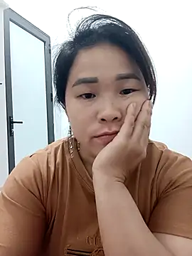 Snapshot of sumy-00 chatting on 03/05/26, 03:19 sumy-00 online show from 03/05/26, 03:19