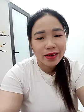 Snapshot of sumy-00 chatting on 03/18/26, 10:07 sumy-00 online show from 03/18/26, 10:07