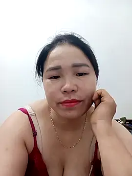 Snapshot of sumy-00 chatting on 04/10/26, 04:23 sumy-00 online show from 04/10/26, 04:23