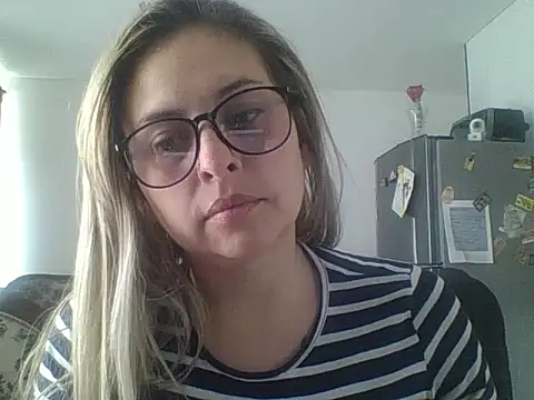 Snapshot of Valery__Rouse_ chatting on 09/11/25, 05:35 Valery Rouse online show from 09/11/25, 05:35