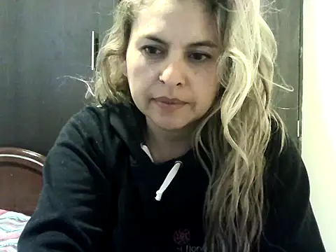 Snapshot of Valery__Rouse_ chatting on 09/28/25, 09:42 Valery Rouse online show from 09/28/25, 09:42