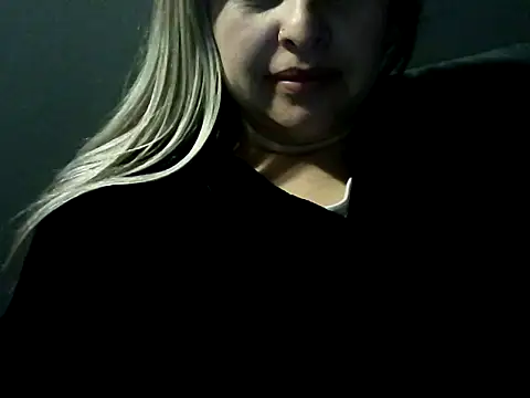 Snapshot of Valery__Rouse_ chatting on 10/24/25, 11:50 Valery Rouse online show from 10/24/25, 11:50