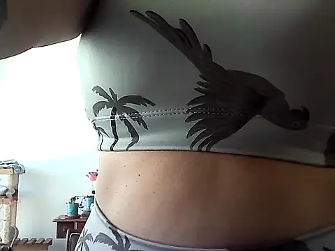 Snapshot of Valery__Rouse_ chatting on 12/18/25, 03:51 Valery Rouse online show from 12/18/25, 03:51