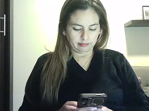 Valery  Rouse  online show from 04/16/26, 10:12