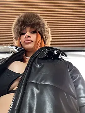 Marilyn scott online show from 12/02/25, 06:14