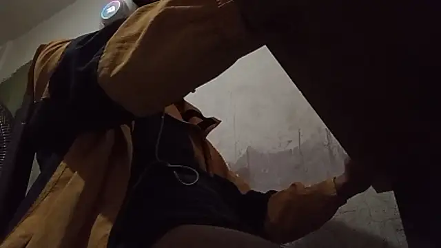 MYM69 - online show from 04/05/26, 06:21