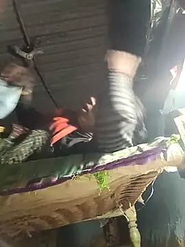 Snapshot of Hot-honi chatting on 11/08/25, 11:58 Hot-honi online show from 11/08/25, 11:58