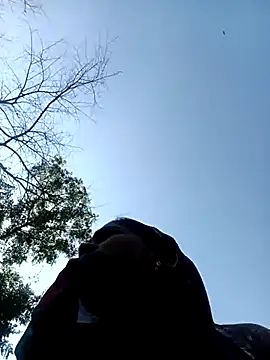 Snapshot of Hot-honi chatting on 12/18/25, 07:36 Hot-honi online show from 12/18/25, 07:36