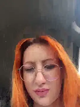 Snapshot of DaddysLittleSlutfox chatting on 05/22/26, 07:48 DaddysLittleSlutfox online show from 05/22/26, 07:48