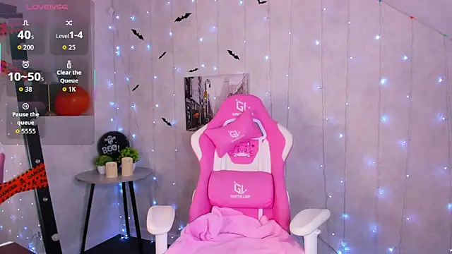 Lynn Martin online show from 11/02/25, 01:08