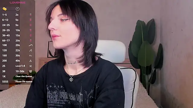 Lynn Martin online show from 04/12/26, 12:37