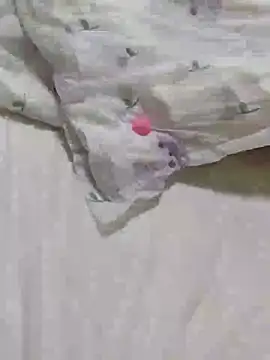 shaoshao-7758 online show from 10/02/25, 10:06