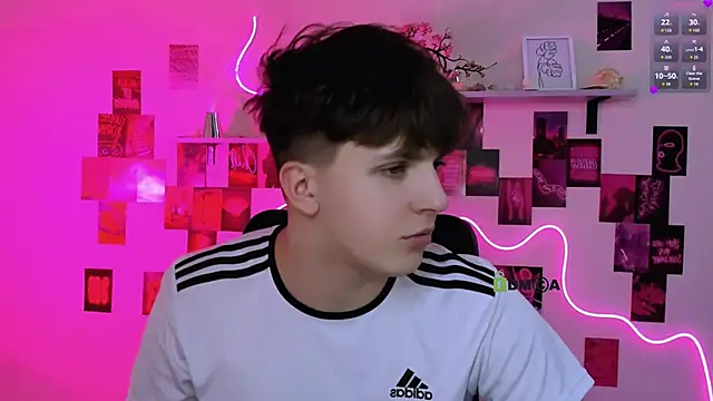 travis wolf  online show from 04/14/26, 08:42