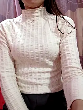 CherryBeii online show from 12/16/25, 11:15