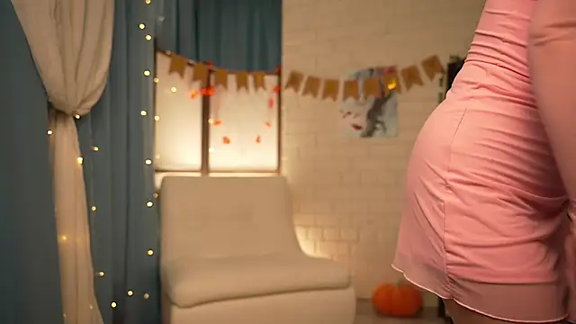 Ruminelle online show from 12/19/25, 12:23