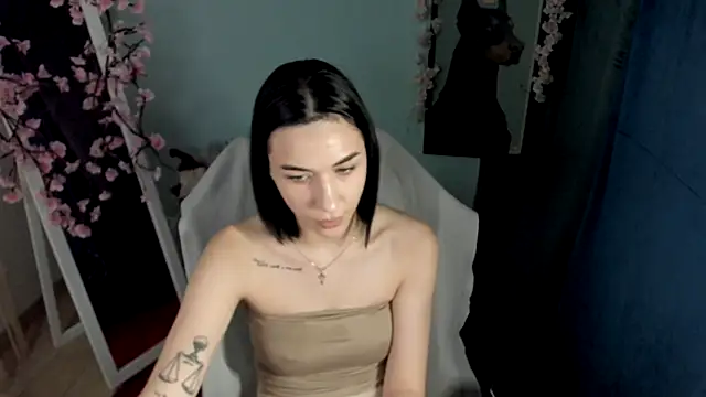 Bella Night4 online show from 12/23/25, 08:45