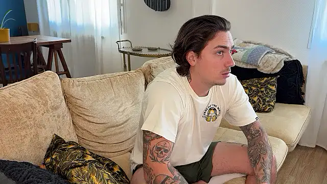 Cam-FrenchKiss online show from 10/12/25, 01:21