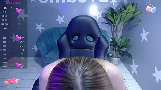 Snapshot of Candy_kush_t chatting on 09/16/25, 08:10 Candy kush t online show from 09/16/25, 08:10