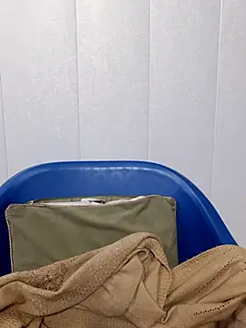 Snapshot of siya_rani67 chatting on 10/13/25, 12:27 siya rani67 online show from 10/13/25, 12:27