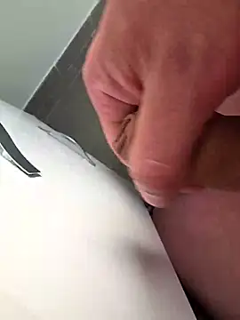 NuclearValue40 online show from 04/15/26, 05:20