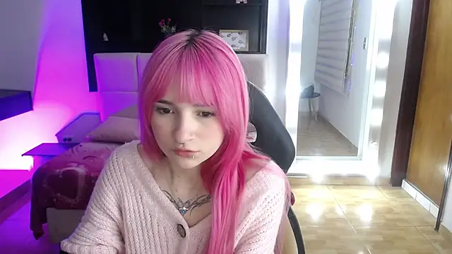  Charlotte Collins  online show from 04/24/26, 03:03