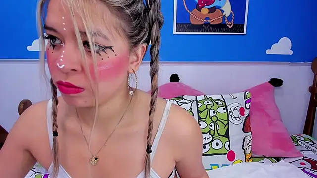 miss  evolet online show from 01/15/26, 11:04